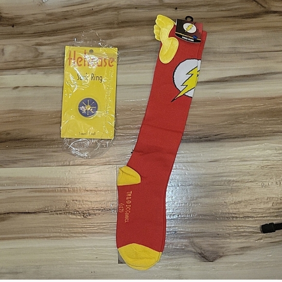 NWT Bioworld The Flash Knee High Socks - Picture 2 of 11